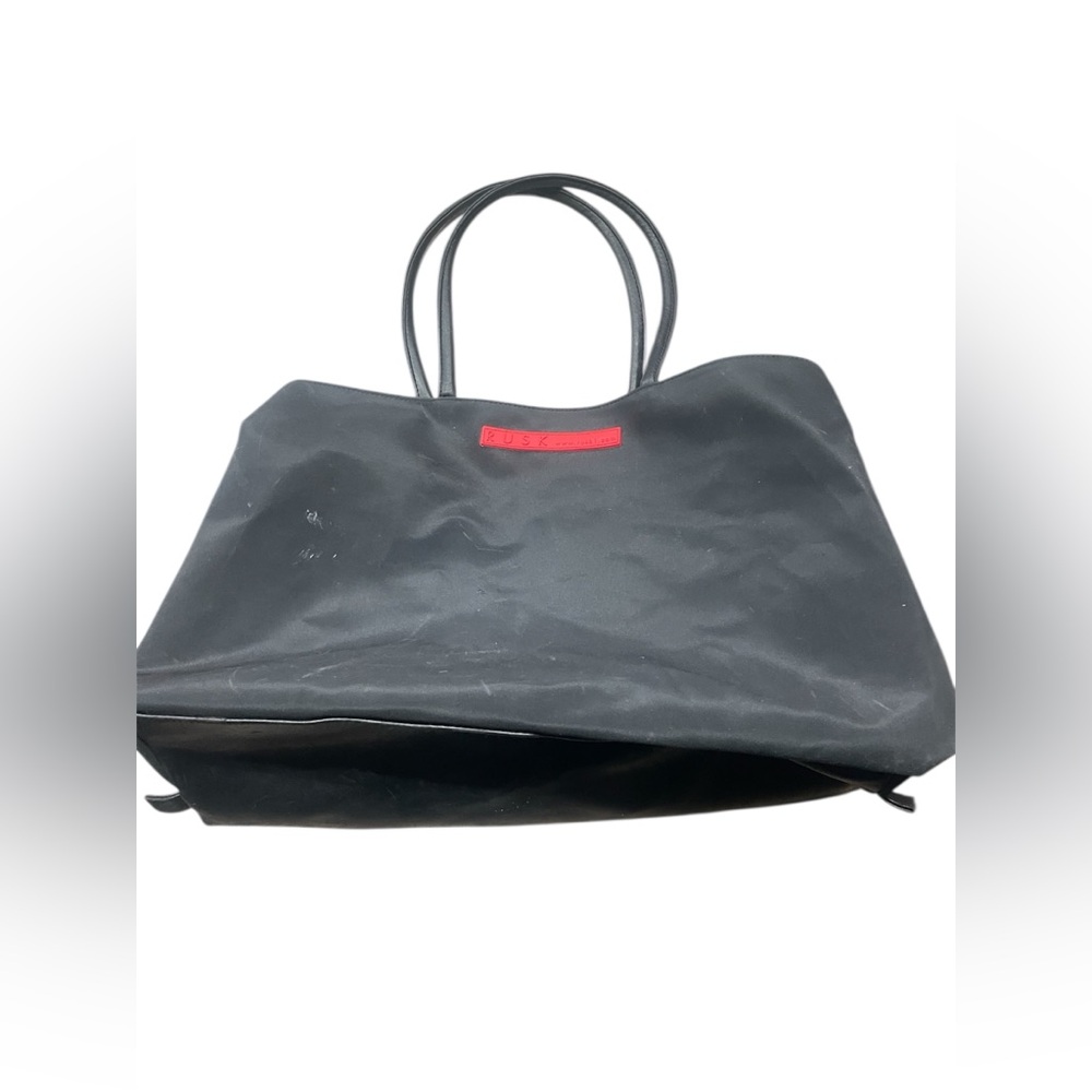 RUSK Waterproof Handbag Traveling Duffel Bag Large Capacity Black
